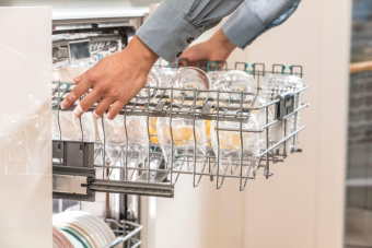 Посудомоечная машина Gorenje GS642E90W белый (полноразмерная)